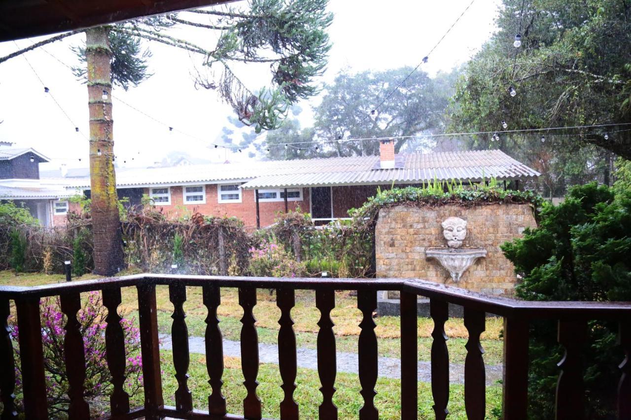 Pousada Miraflores Campos do Jordão Exterior foto